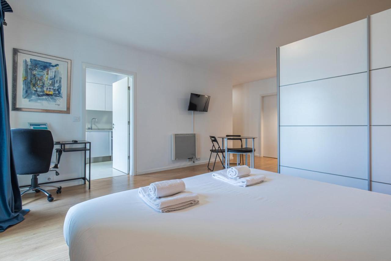 Bright & Comfy Flat In Lisbon By Lovelystay エクステリア 写真